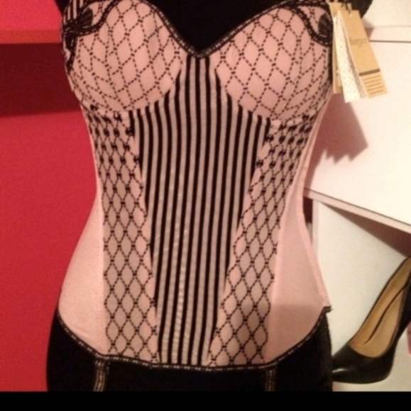 Plunge Balcony Corset padded - Picture 1 of 3